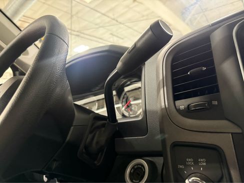 Used 2018 RAM 1500 ST w/ SXT Appearance Group AWD/4WD image 24