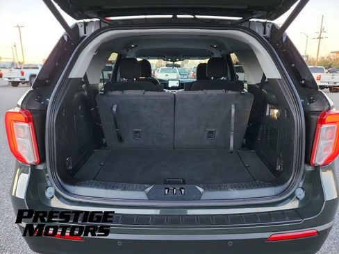 Used 2022 Ford Explorer XLT image 15