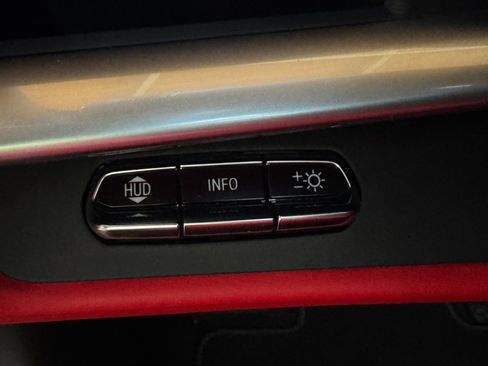 Used 2023 Chevrolet Corvette Stingray Premium Cpe w/ Z51 Performance Package image 16