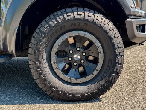 Used 2018 Ford F150 Raptor w/ Equipment Group 802A Luxury AWD/4WD image 10