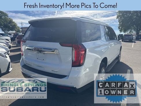 Used 2022 GMC Yukon XL SLT w/ SLT Luxury Package image 2
