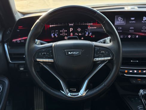 Used 2026 Cadillac CT5 V RWD image 21