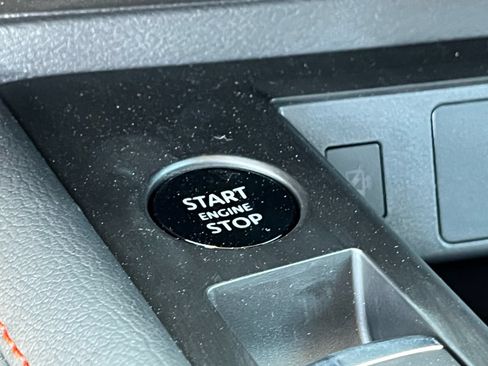 New 2026 Nissan Kicks SR FWD image 22