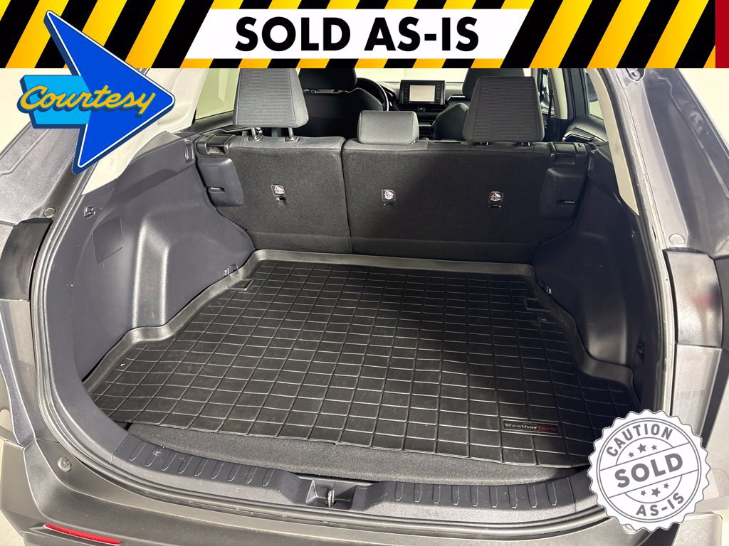 Used 2021 Toyota RAV4 LE w/ Carpet Mat Package (TMS) FWD image 19