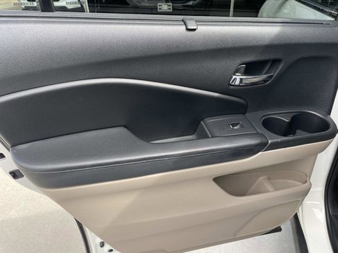 Used 2016 Honda Pilot Touring image 20