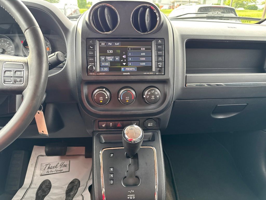 Used 2015 Jeep Patriot High Altitude FWD image 21