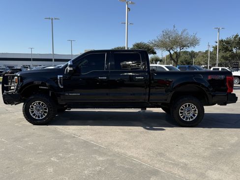 Used 2022 Ford F250 XLT w/ XLT Premium Package image 8