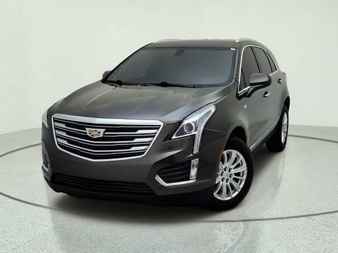 Used 2019 Cadillac XT5 FWD image 2