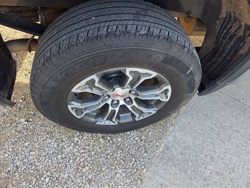 Used 2025 GMC Sierra 1500 SLT AWD/4WD image 20