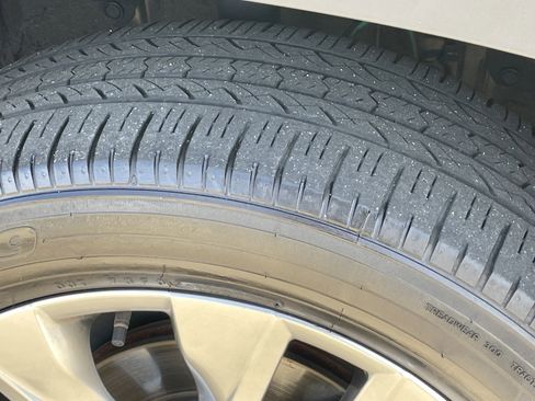 Used 2023 Toyota RAV4 Limited image 12