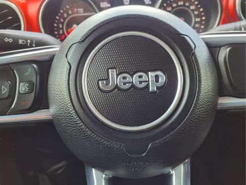 Used 2020 Jeep Gladiator Rubicon AWD/4WD image 29