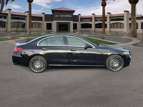 Used 2025 Mercedes-Benz C 300 Sedan image 9