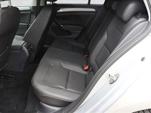 Used 2015 Volkswagen e-Golf SEL Premium FWD image 23