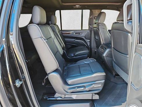 Used 2023 Cadillac Escalade ESV Premium Luxury w/ Performance Package image 23