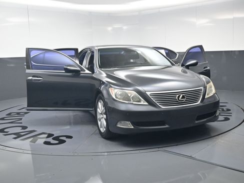 Used 2008 Lexus LS 460 RWD image 23