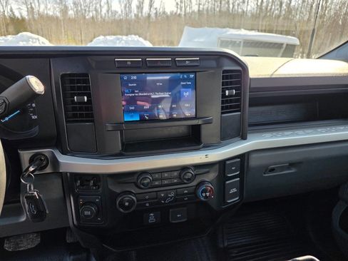 Used 2024 Ford F350 XL image 29