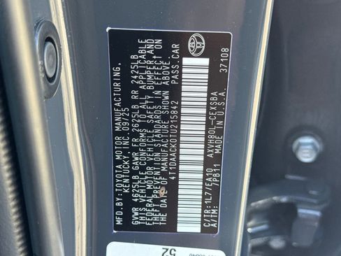 Used 2026 Toyota Camry SE FWD image 29
