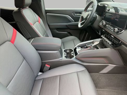 New 2026 Chevrolet Colorado Z71 w/ Technology Package AWD/4WD image 8