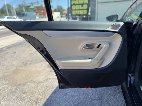 Used 2013 Volkswagen CC Sport Plus image 19