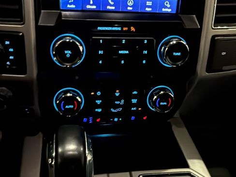 Used 2020 Ford F150 Lariat AWD/4WD image 25
