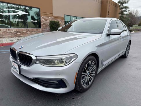 Used 2017 BMW 540i image 4