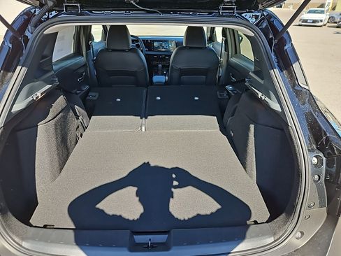 New 2026 Nissan Kicks SR w/ Cold Weather Package image 25