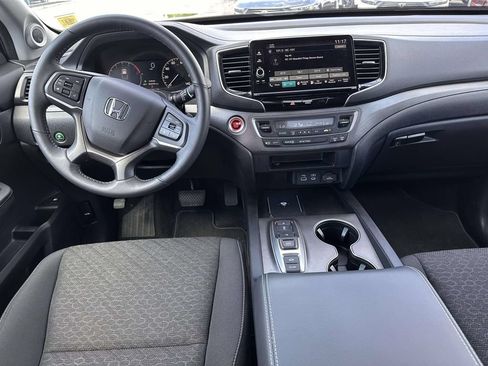 Certified 2025 Honda Ridgeline Sport+ image 14