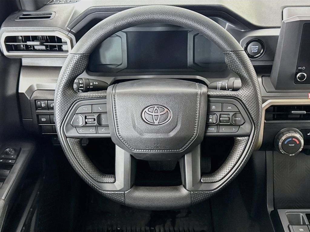 Used 2026 Toyota Tacoma SR5 AWD/4WD image 4