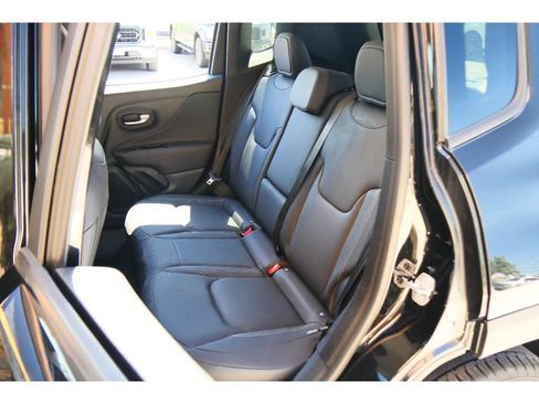 Used 2022 Jeep Renegade Limited AWD/4WD image 18