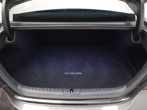 Used 2023 Genesis G70 2.0T RWD image 22