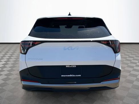 New 2026 Kia Sportage EX image 6