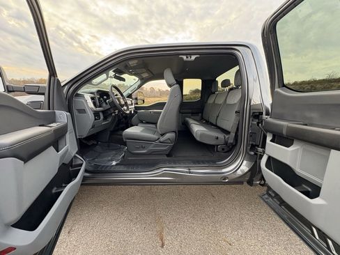 New 2026 Ford F250 XLT w/ 360-Degree Camera Package image 24