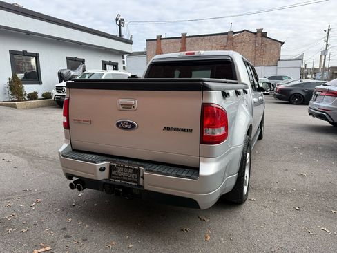 Used 2010 Ford Explorer Sport Trac Limited image 3
