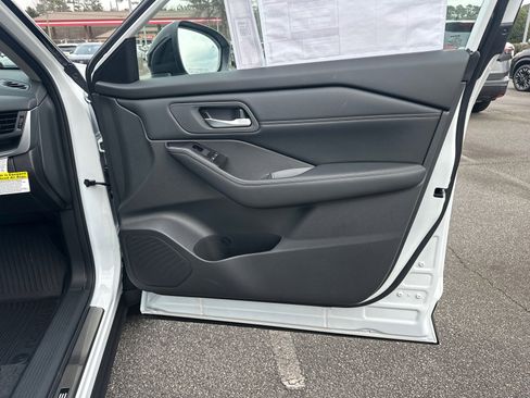 New 2026 Nissan Rogue SV image 14