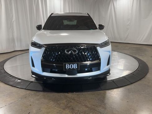 Certified 2026 INFINITI QX60 Sport w/ Dark Cargo Package AWD/4WD image 9