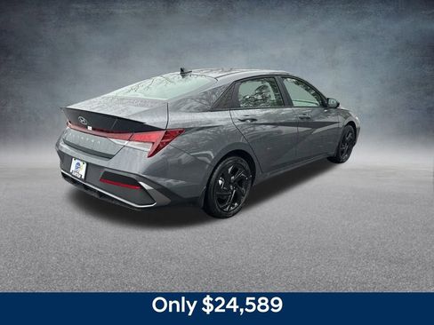 New 2026 Hyundai Elantra Sport image 5