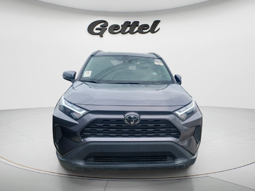 Used 2024 Toyota RAV4 XLE FWD image 2