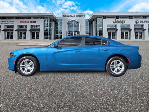 Used 2021 Dodge Charger SXT image 5
