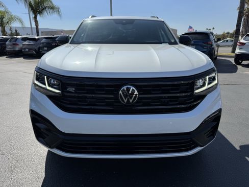 Used 2023 Volkswagen Atlas Cross Sport SEL R-Line AWD/4WD image 5