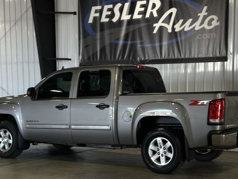 Used 2013 GMC Sierra 1500 SLE w/ Power Tech Package RWD image 16
