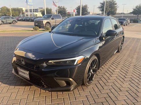 Used 2024 Honda Civic Sport image 1
