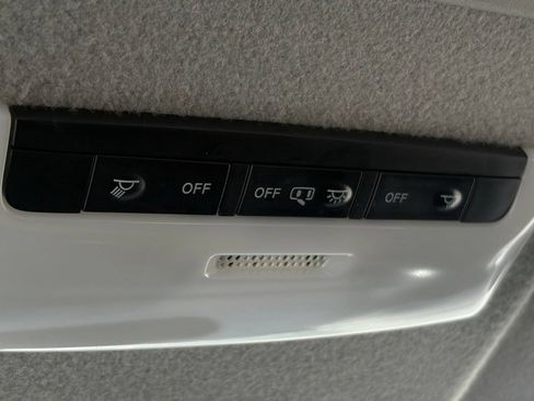 Used 2024 Nissan Kicks SV FWD image 26