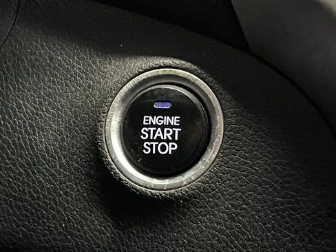 Used 2015 Hyundai Elantra GT w/ Option Group 02 FWD image 11