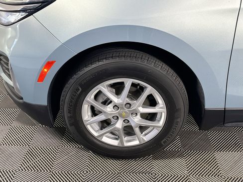 Used 2022 Chevrolet Equinox LT FWD image 11