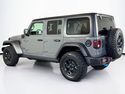 Used 2023 Jeep Wrangler Unlimited w/ 8.4" Radio Group image 7
