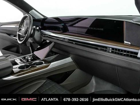 Used 2025 Cadillac Escalade ESV Sport Platinum AWD/4WD image 29