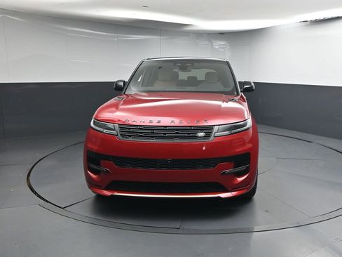 Used 2025 Land Rover Range Rover Sport Dynamic SE AWD/4WD image 26