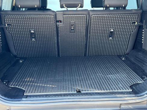 Certified 2025 Land Rover Defender 110 S image 34