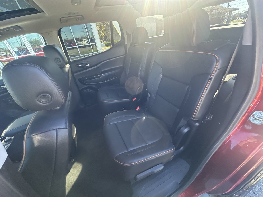 Used 2023 GMC Acadia AT4 w/ Preferred Package AWD/4WD image 26