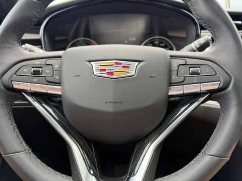 Used 2024 Cadillac XT6 Premium Luxury w/ LPO, Floor Liner Package AWD/4WD image 29